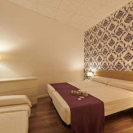 Hostal Mayerling Centro 巴塞罗那 外观 照片