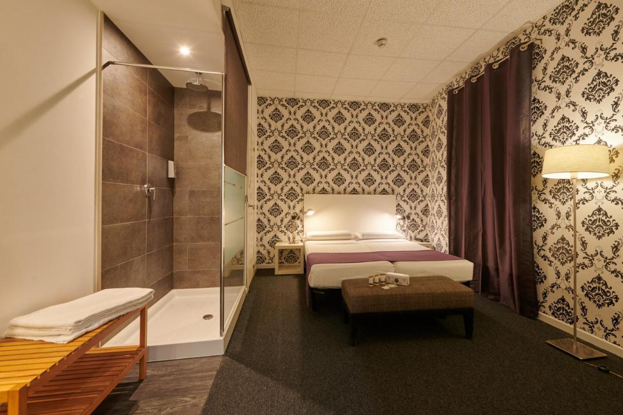 Hostal Mayerling Centro 巴塞罗那 外观 照片